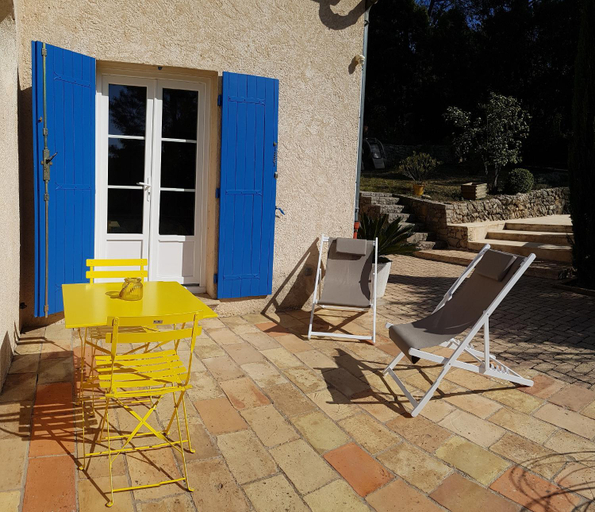 Others 3, Le Mas des Hibiscus, Var