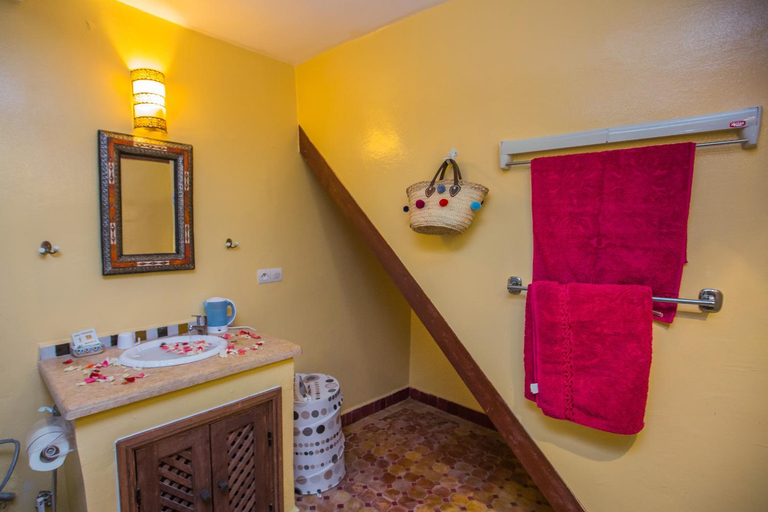 Bathroom 5, Riad Zina Fes, Fès