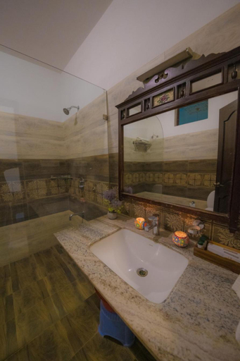 Bathroom 2, Ranakpur Safari Resort, Pali