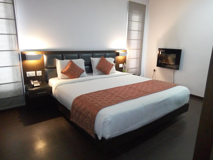 Bedroom 2, R T Hill View Resort, Dindigul