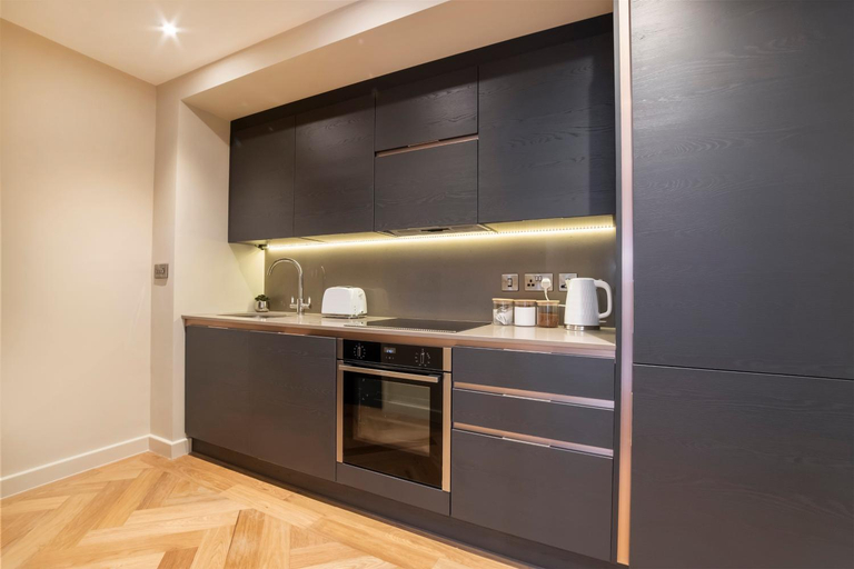 Kitchen 5, Hudson Quarter Luxury Apartments, York