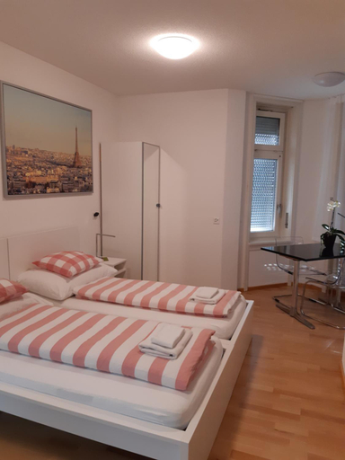 Others 5, Good Bed Reiden, Willisau