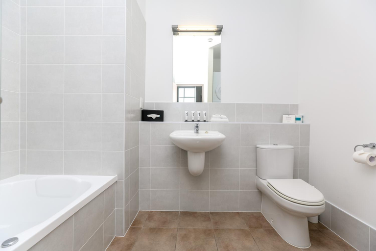 Bathroom 3, Quest New Plymouth, New Plymouth