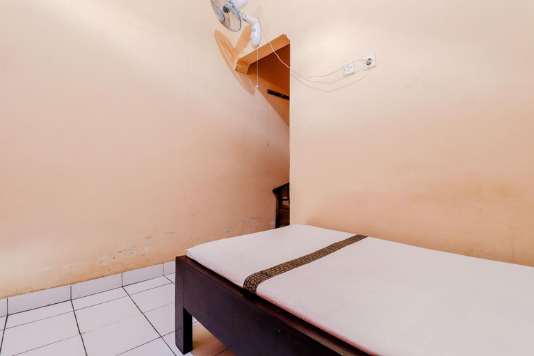 Bedroom 13