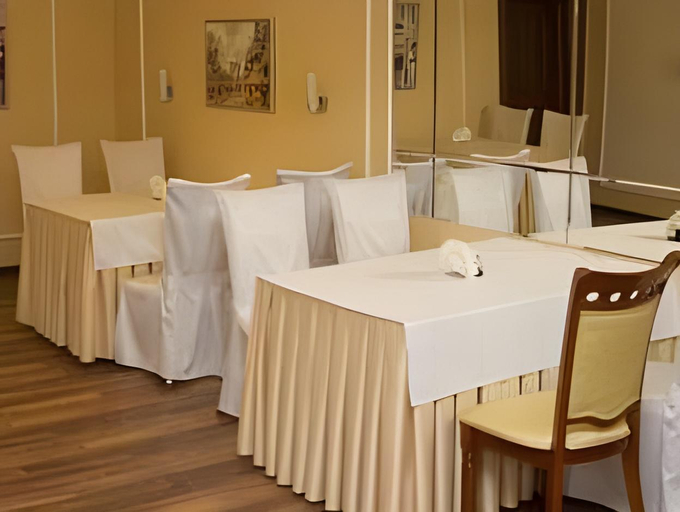 Food & Drinks 2, Yarhotel Centre, Yaroslavskiy rayon