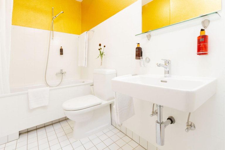 Bathroom 17