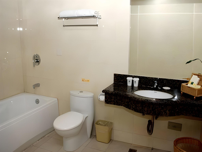 Bathroom 3, GreenTree Inn Changzhou Times Plaza Business Hotel, Changzhou