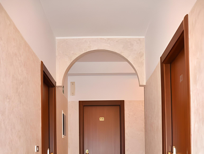 Others 5, Hotel A-14, Bari