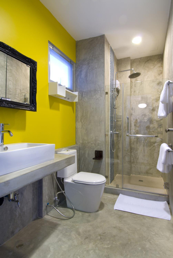 Bathroom 8