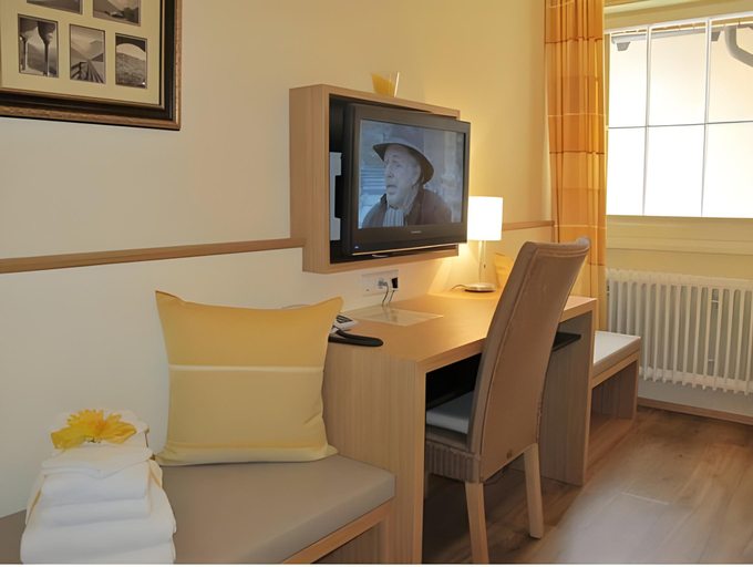 Bedroom 3, Villa Neugarten, Bodenseekreis