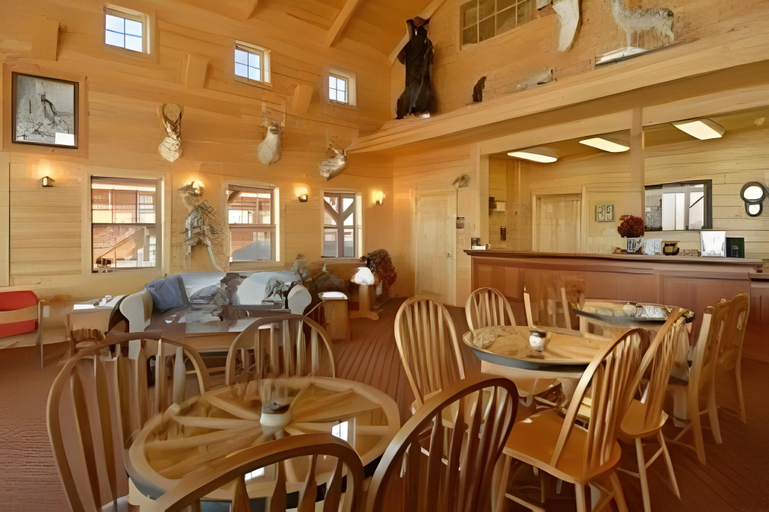 Others 2, Range Country Lodging, Jones