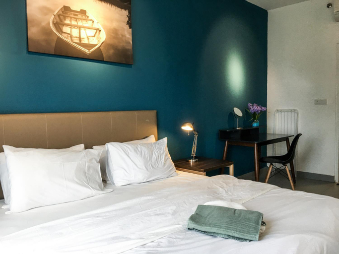 Bedroom 24