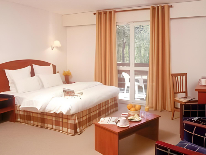 Bedroom 2, Hotel Restaurant La Vallee Noble, proche Eguisheim Colmar, Haut-Rhin
