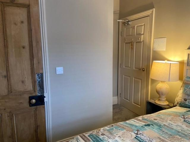 Bedroom 2, The Beaches - En-suite Rooms, Redcar and Cleveland