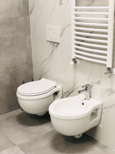 Bathroom 4