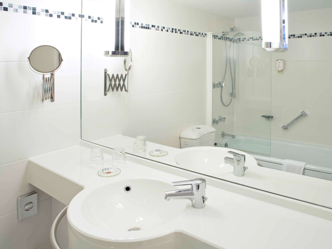 Bathroom 5