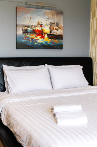 Bedroom 14