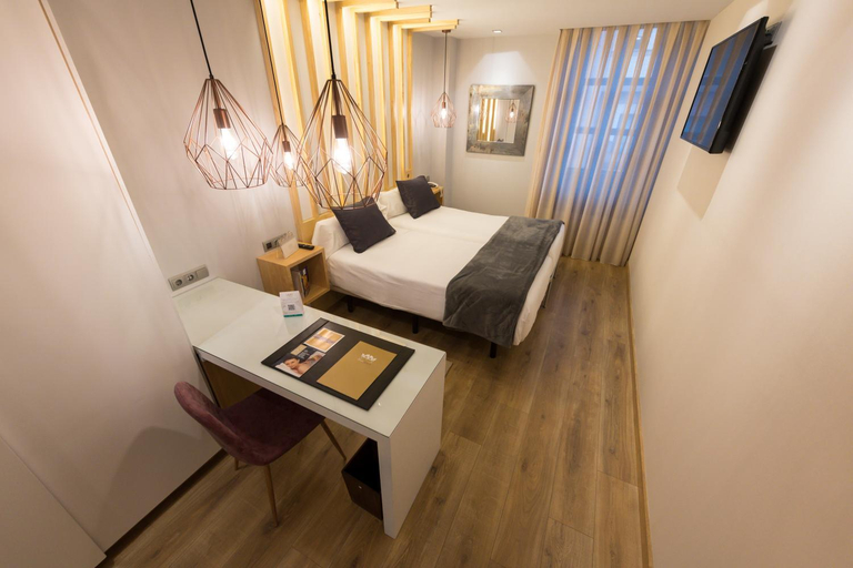 Bedroom 3, Hotel Fruela, Asturias
