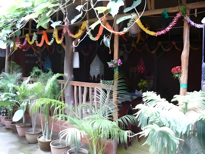 Exterior & Views, Marilyn Guest House, Varanasi