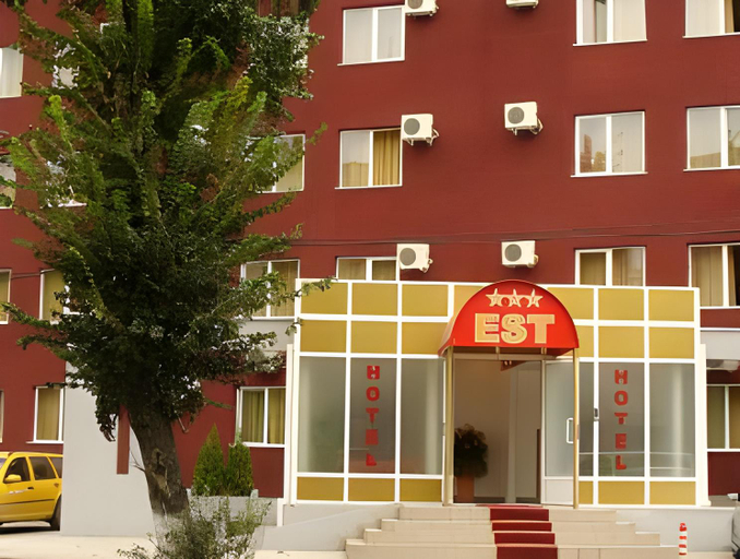 Others 3, Hotel Est, Municipiul Bucuresti