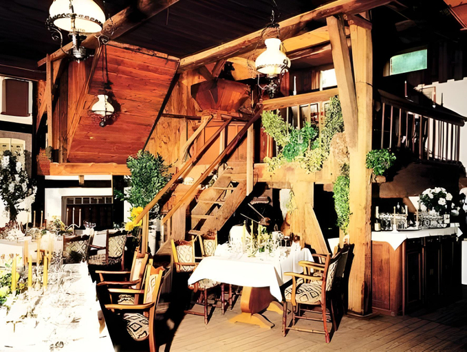 Food & Drinks 4, Hotel Hof Sudermuhlen, Harburg
