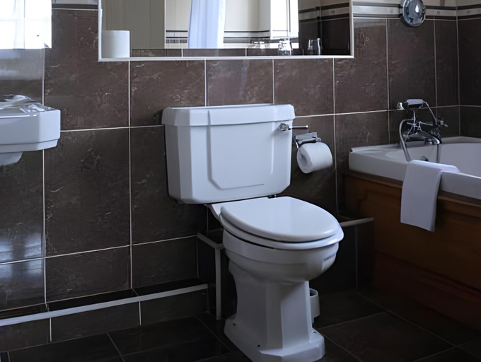 Bathroom 4, Ardree House B&B