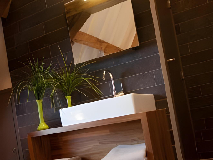 Bathroom 3, Hostellerie Hof Ter Doest, West-Vlaanderen