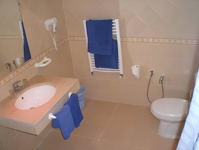 Bathroom 3, Les Palmiers Hotel, Monastir