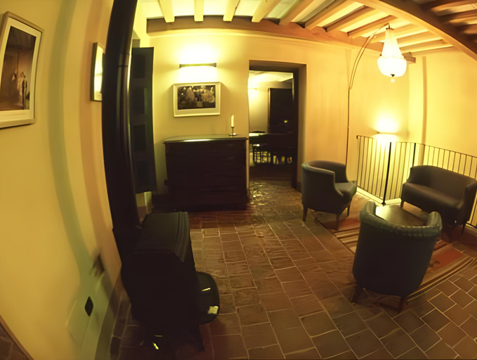 Public Area, Albergo Ristorante Garibaldi, Asti