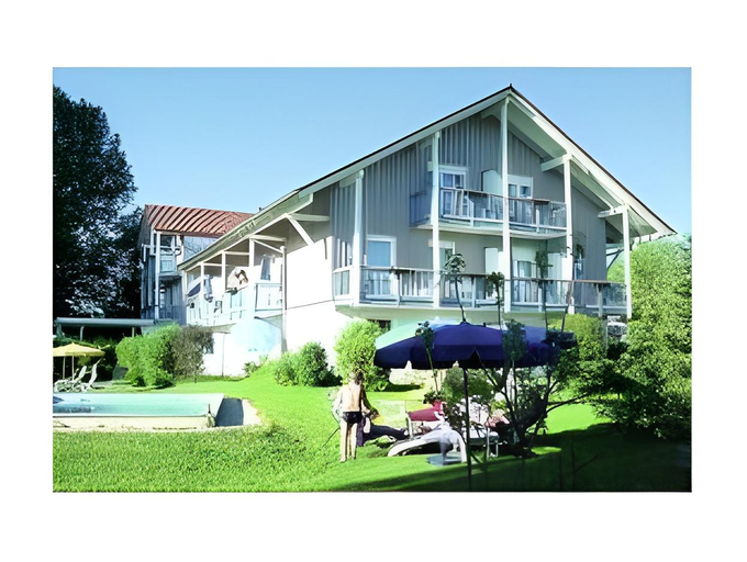 Exterior view 4, Sammareier Gutshof, Rottal-Inn