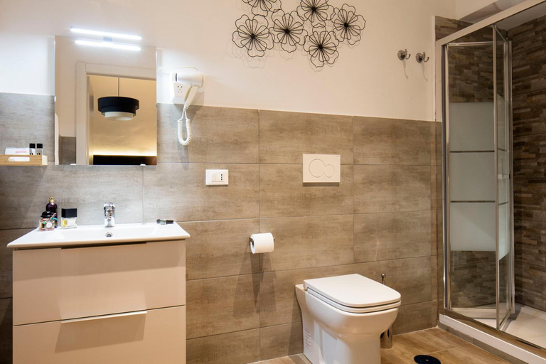 Bathroom 4, Cf Rome Rooms-NEW, Rome
