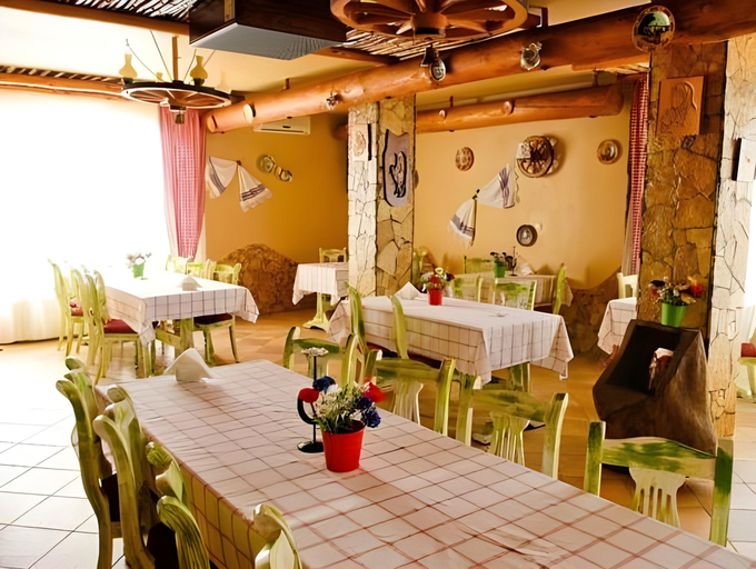 Food & Drinks 4, Hotel-Restaurant Milenium, Madaras