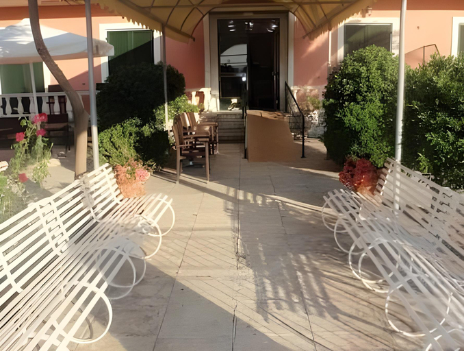 Others 5, Argo Hotel, Ionian Islands