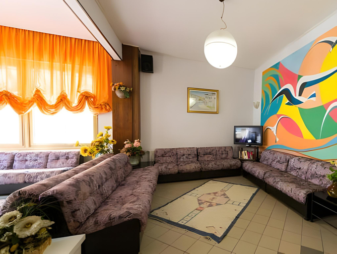 Public Area 2, Hotel Geppi, Savona