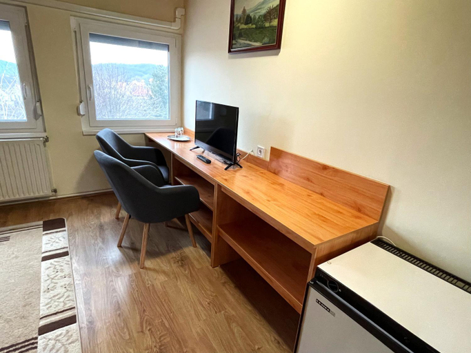 4, Kantas Panzio Tihany, Balatonfüred