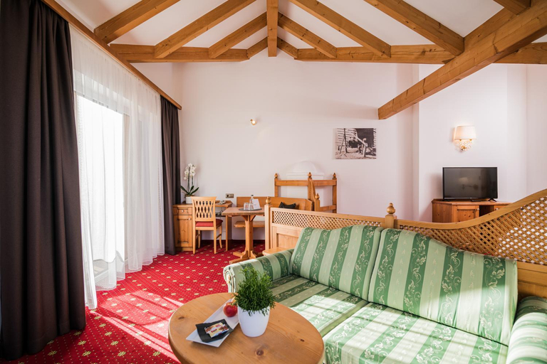 Bedroom 3, Hotel Laurin, Bolzano
