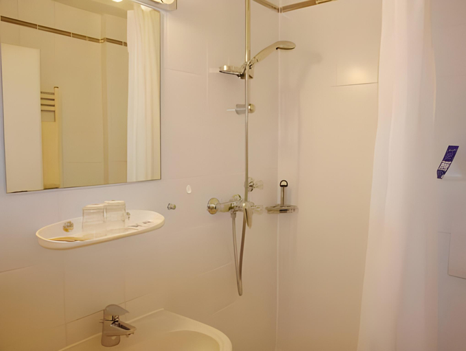 Bathroom 5, Hotel Granitz, Vorpommern-Rügen