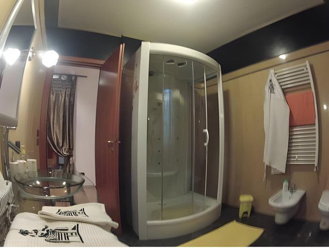 Bathroom 3, B&B Mariposa, Pescara