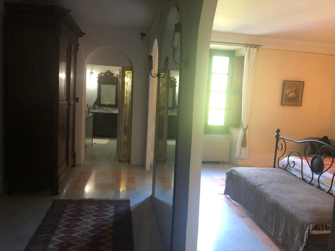 Bedroom 2, Castello del Poderetto, Massa Carrara