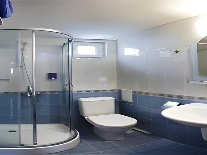 Bathroom 4, Aneli Hotel, Bansko