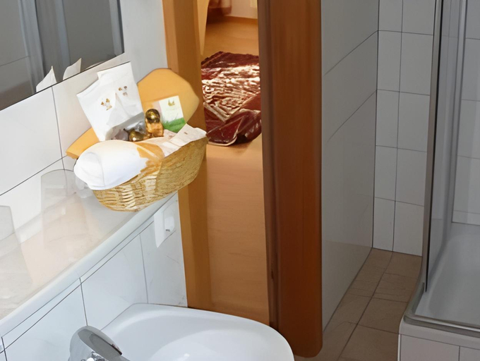 Bathroom 3, Hotel Gletschermuhle, Spittal an der Drau
