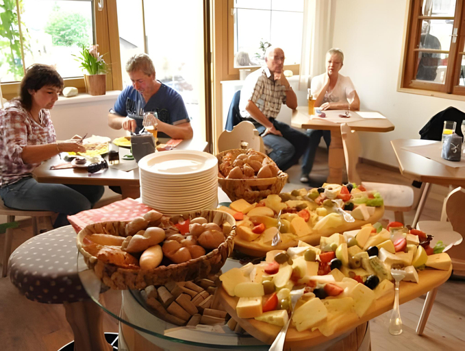 Food & Drinks 4, Hotel zum Urviech -Erwachsenenhotel-, Reutte
