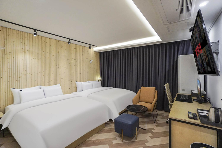 Bedroom 3, Cheonan Arden Hotel, Cheonan