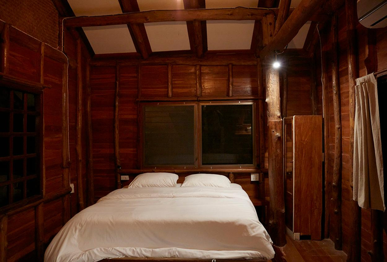 Bedroom 12