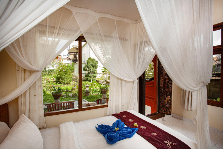 Bedroom 12