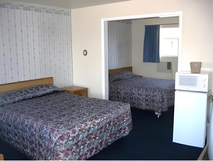 Bedroom 3, Marco Polo Motel, Seattle