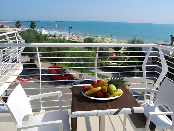Others 3, Kiara Residence, Teramo