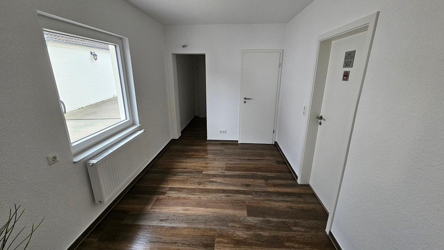 Others 4, Hotel Dorfkrug Busum - gunstige Altbauzimmer Am Oland, Dithmarschen