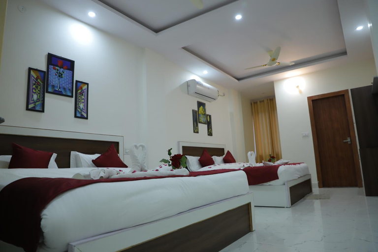 Bedroom 3, HOTEL SRP RISHIKESH, Garhwal