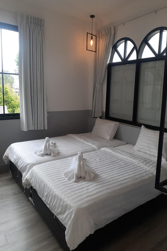 Bedroom 8